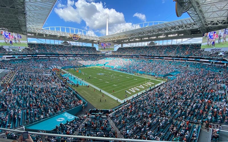 图集,德甲焦点战,萨内错失良,米兰体育,米兰体育官网,米兰体育官方,米兰体育下载