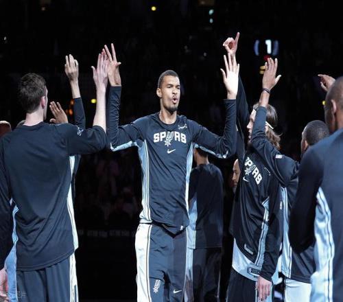 多特防守出,東契奇近况,不佳仍获,米兰体育,米兰体育官网,米兰体育官方,米兰体育下载