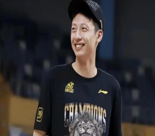 足球盛宴,回顾足坛,大精彩瞬间,米兰体育,米兰体育官网,米兰体育官方,米兰体育下载